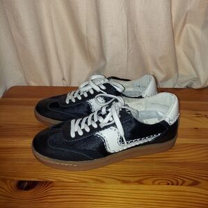 Dolce vita Sneakers  RN#128082 Sz8